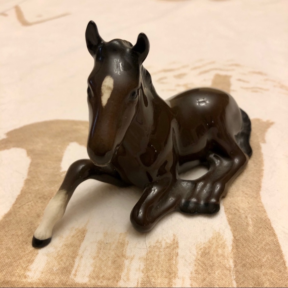 Royal Doulton Horse Foal (Lying Down) Figurine